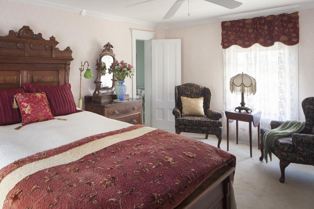 Isaiah Jones Homestead Bed And Breakfast Sandwich Exteriér fotografie
