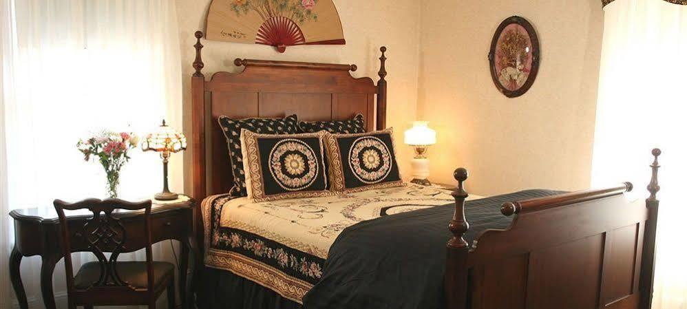 Isaiah Jones Homestead Bed And Breakfast Sandwich Exteriér fotografie